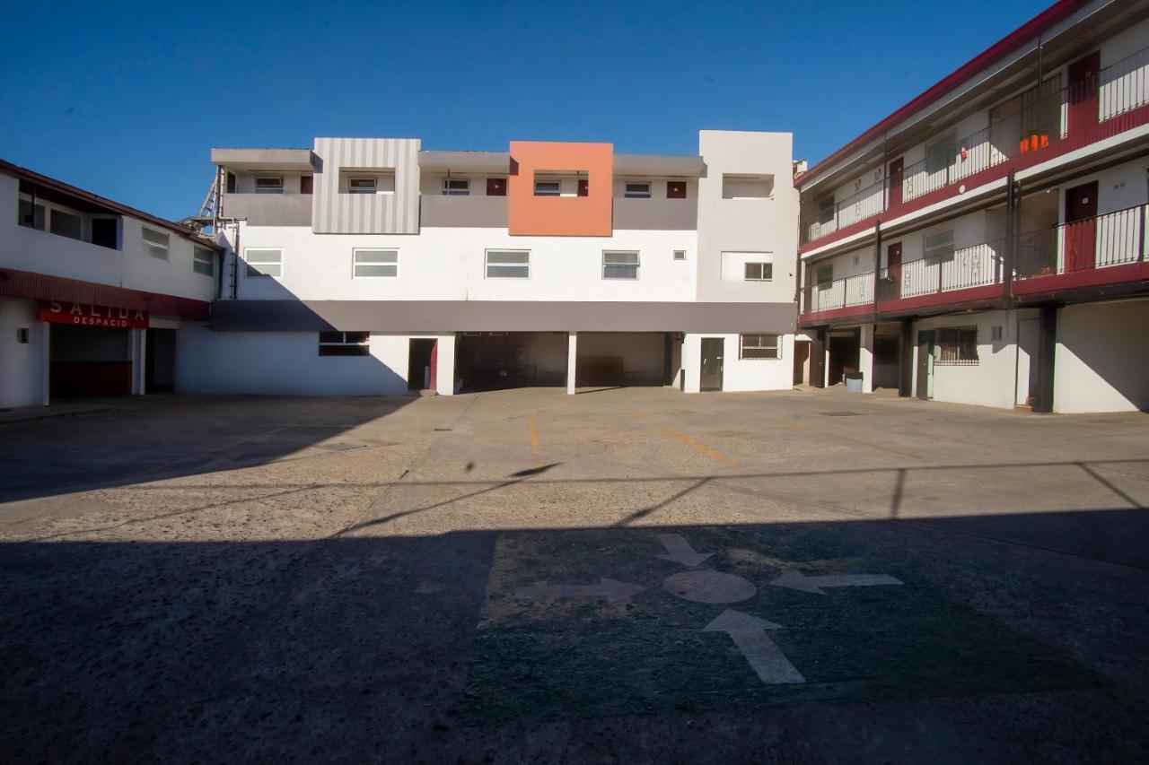 CAPITAL O Hotel Rose, Ensenada Exterior foto